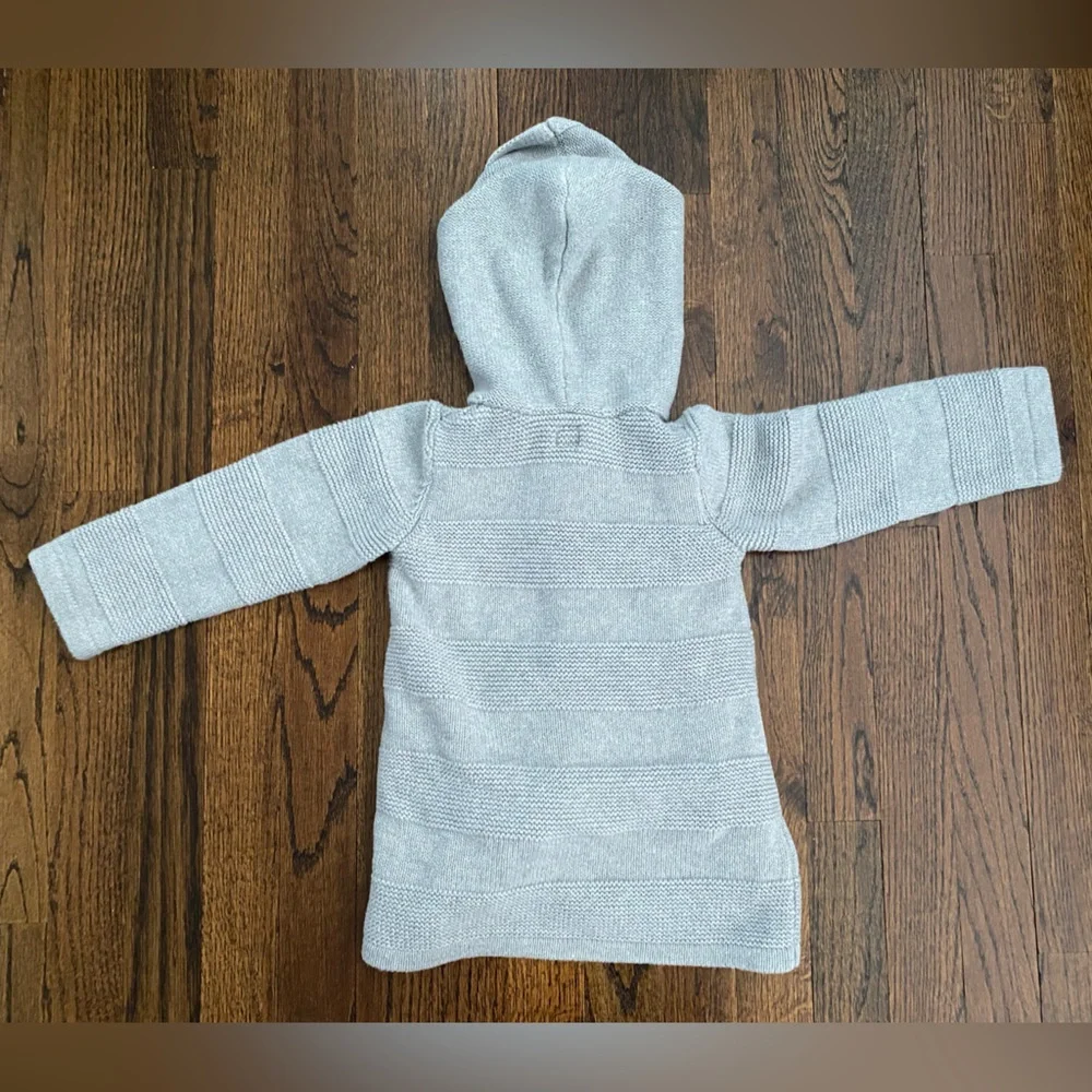 Baby GAP- 3yrs 100% cotton Hooded Knit Cardigan Light Gray pockets button front